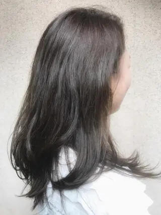 セミロング カラー vato マンツーマンサロンのヘアスタイル