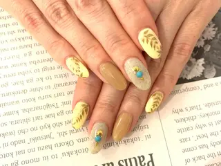 ネイル f'bloom L’ecrinのネイルデザイン