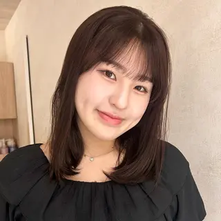 セミロング 透明感カラー/ トリートメントのヘアスタイル