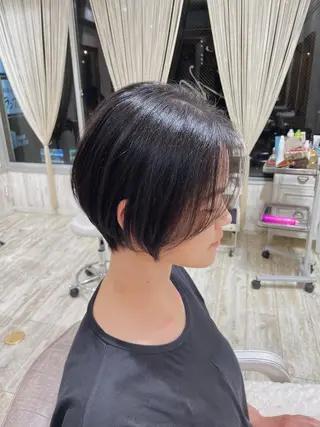 ショート SHISEI所属・小野 明日香のヘアスタイル