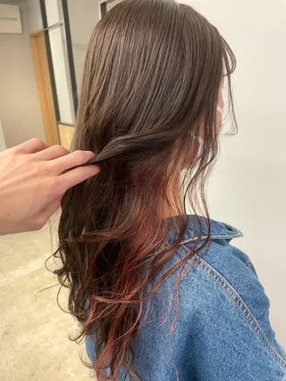 ロング SAEKI【ior 】北千住店ブリーチのヘアスタイル