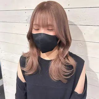 ミディアム 💛ブリーチで叶える 💛垢抜けカラー🌈のヘアスタイル