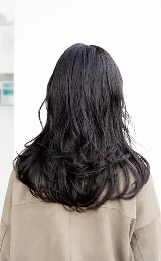 ミディアム パーマ salon m ni サロンマーニ所属・久保田 一のヘアスタイル