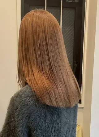 セミロング anri/梅田/ 透明感カラーのヘアスタイル