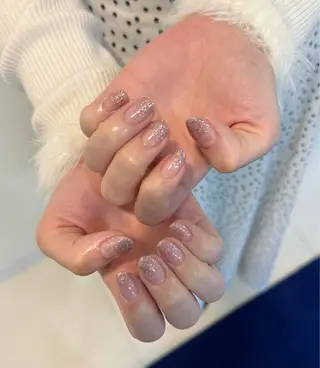 ネイル Blue Reef 四谷三丁目所属・たかの はづきのネイルデザイン