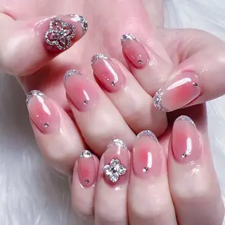 ネイル Nailsalon calme所属・calme ☾ yuukiのネイルデザイン