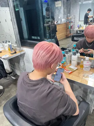 ショート カラー メンズ ハイトーン 横浜💞ミオのヘアスタイル