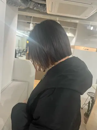 ミディアム anon Loemのヘアスタイル