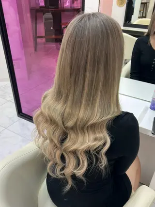 ロング 武井 ことかのヘアスタイル