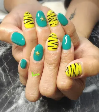 ネイル LUANA  TAKAHASHIのネイルデザイン