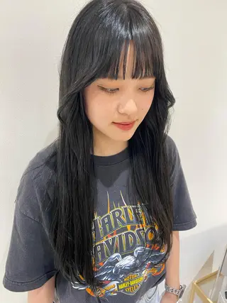 ロング カラー HAZEL所属・大山 茶子のヘアスタイル