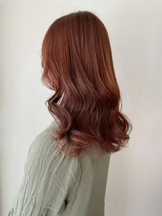 セミロング カラー 安藤 佑衣のヘアスタイル