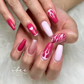 ネイル ibee nail 🤍yumiのネイルデザイン