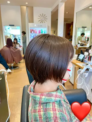 ショート カラー 秋山知穂🌸縮毛矯正 ショートお任せ🌸のヘアスタイル