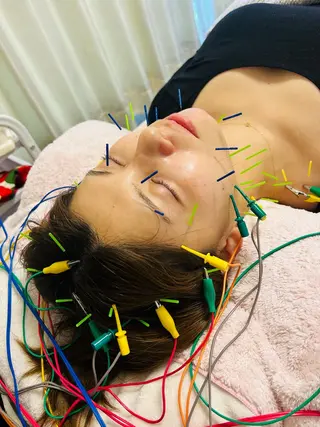 美容鍼灸サロン mahoroba院長のエステ・リラクイメージ