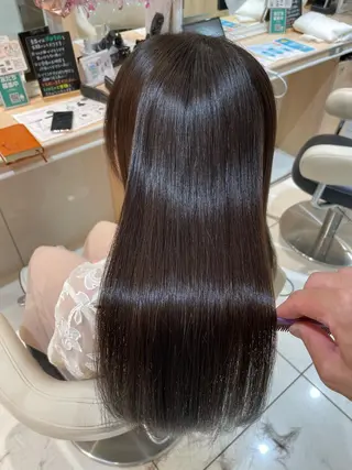 ロング 縮毛矯正、髪質改善／ 松田 龍之介のヘアスタイル