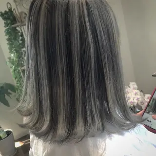 ミディアム カラー 皆巳 達郎のヘアスタイル