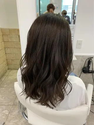 セミロング カラー カラー特化サロン ピリナ相武台前のヘアスタイル