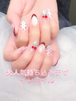 ネイル pink ladyサロン所属・べ にのネイルデザイン