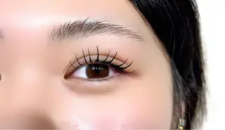 マツエク・マツパ MAQUM𖤐 Satsumiのマツエク・マツパデザイン