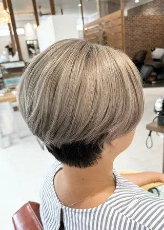 ショート カラー Salon de Qualia(サロンドクオリア)所属・杉下　涼/ハイトーン /髪質改善/パーマのヘアスタイル