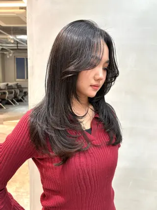 ロング Fev YUZUのヘアスタイル