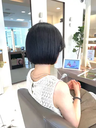 ショート 艶カラー/ 鎌倉　アズサのヘアスタイル