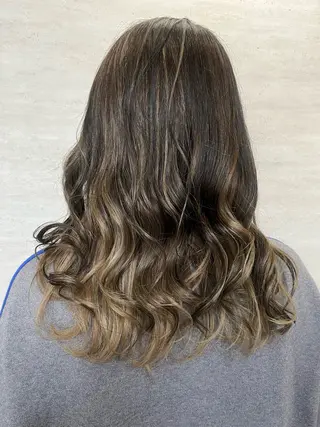 ミディアム カラー ヘアアレンジ 駅チカ【ali'i】 アリイ花崎友美☘のヘアスタイル