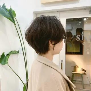 ショート カラー 前田 健太のヘアスタイル