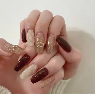 ネイル Lyna Nail のネイルデザイン