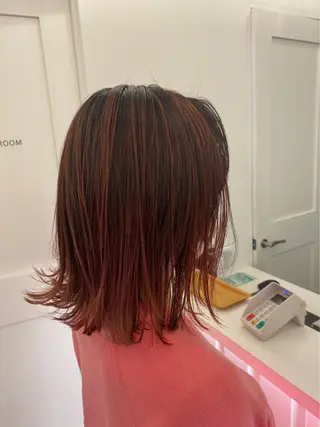 ミディアム カラー Emerge 新宿東口店所属・堀山 佳奈のヘアスタイル