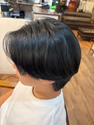カラー 正留 来珠のヘアスタイル