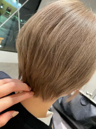 ショート ヤマグチ ナツキのヘアスタイル
