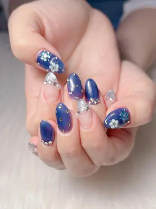 ネイル MiKi Nai池袋 長さだし得意のネイルデザイン