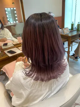 ミディアム 梛木 唯のヘアスタイル