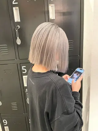 ショート カラー 田中   麗彩也のヘアスタイル