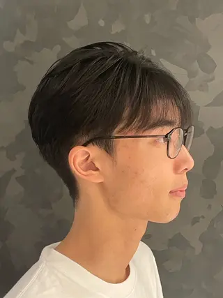 ミディアム 前谷 隆太のヘアスタイル