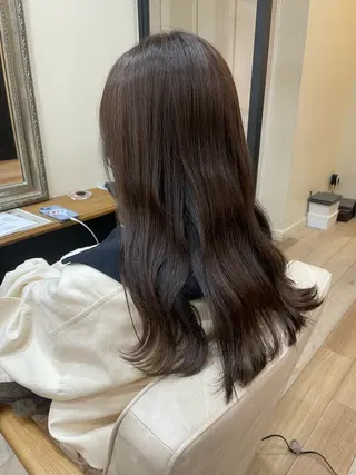 セミロング カラー 松尾 遥花のヘアスタイル