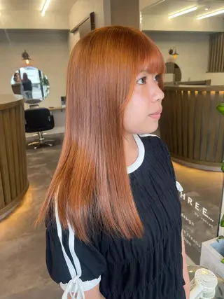 セミロング カラー まつ毛パーマ🤎 透明感カラー🌿のヘアスタイル