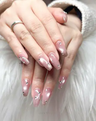 ネイル LYYM Salonのネイルデザイン