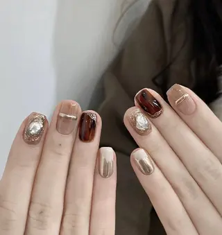ネイル パラジェル＆フィルイン取り扱いサロンSol Nail所属・Sol Nail ミネのネイルデザイン