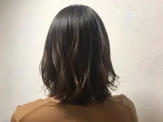 ミディアム 【Uneユヌ】菊地 春那のヘアスタイル