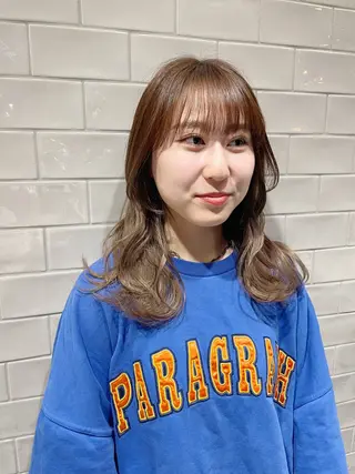 セミロング SALOWIN  north茶屋町店所属・💎透明感カラー💎 ナチュラルテイストのヘアスタイル