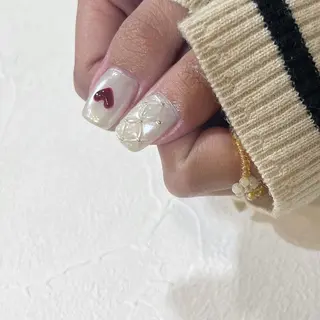 ネイル 小川 奈々花のネイルデザイン