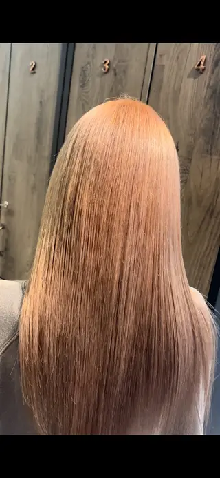 ロング カラー 脇田 光樹のヘアスタイル