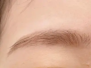 アイブロウ yoshii 💐のマツエク・マツパデザイン