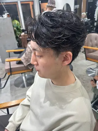 ショート パーマ AiM エイム　韓国レイヤーのヘアスタイル