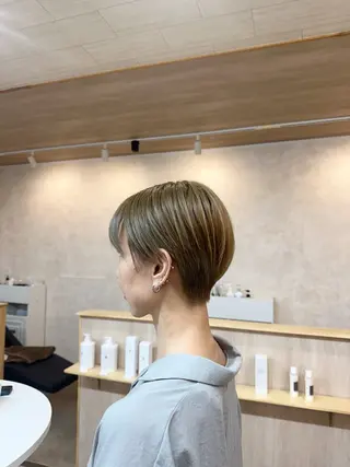 ショート viin〈ビン〉所属・ANNA🎀 杏菜のヘアスタイル