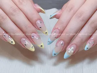 ネイル Diamond 🧚🏻♀️のネイルデザイン