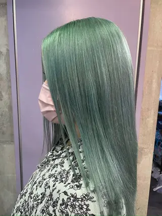 セミロング ハイトーン/ブリーチ /ウルフ⛓️MAKIのヘアスタイル